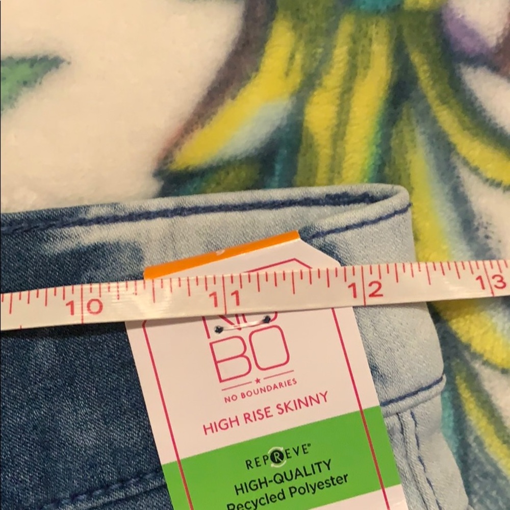 Nobo acid wash stretchy high rise jeans NWT - Picture 10 of 14